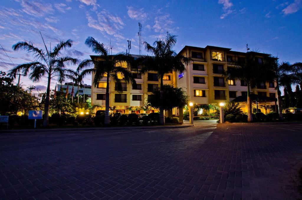 Sea Cliff Court Hotel & Luxury Apartments Daressalam Exterior foto